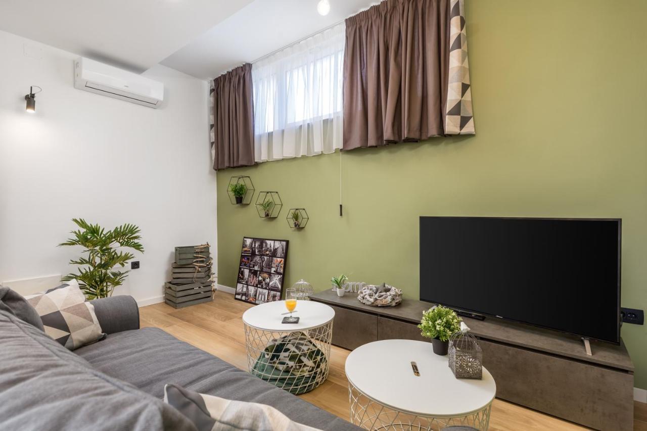 Apartments Trio ริเยกา ภายนอก รูปภาพ